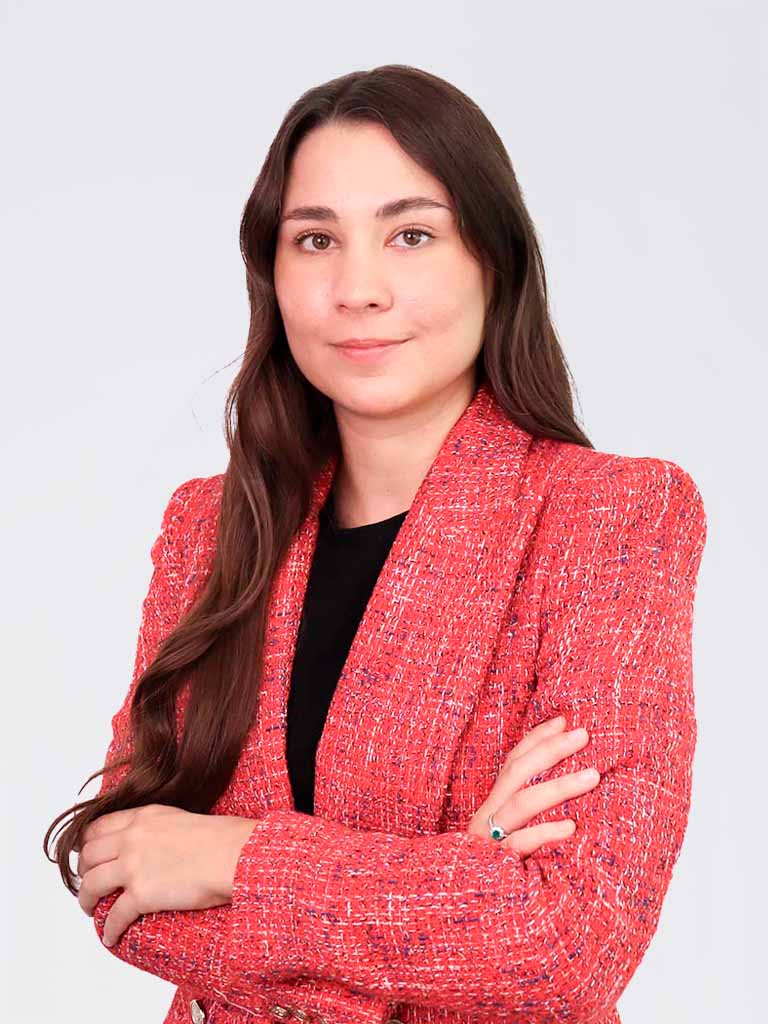 Esmeralda Vílchez, Commercial and M&A Lawyer in CECA MAGÁN Abogados