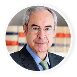 1973 Fundación del Despacho por Esteban Ceca Magán