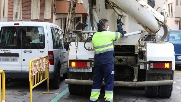 ¿Afecta el permiso retribuido a los funcionarios de la administración local?