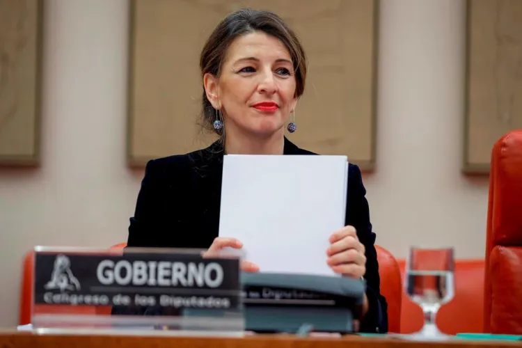 Piden que no se reduzcan las bonificaciones en cotizaciones por reincorporar a trabajadores del ERTE