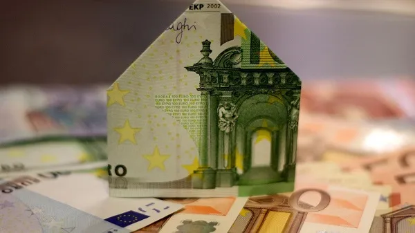 El temor a una reforma fiscal dispara las donaciones de vivienda un 30% en España