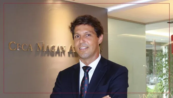 artículo de Víctor Machado, abogado procesalista, sobre retraso de procedimientos judiciales